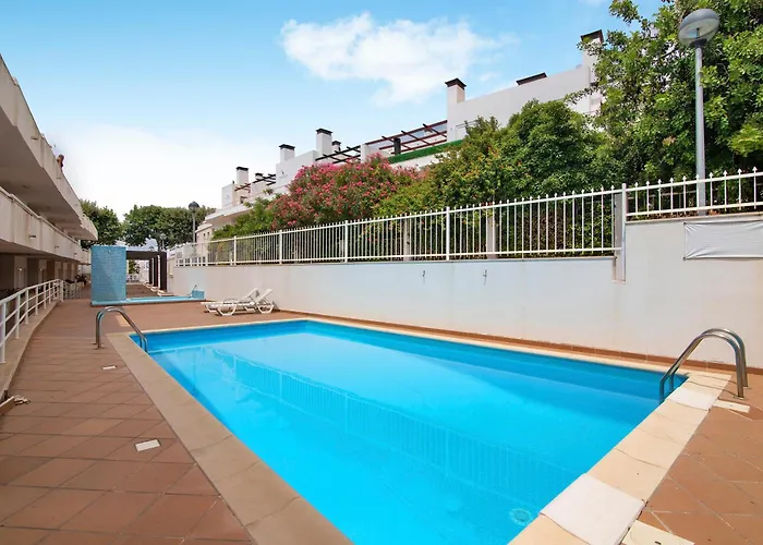 T3 H Hibisco شقة *